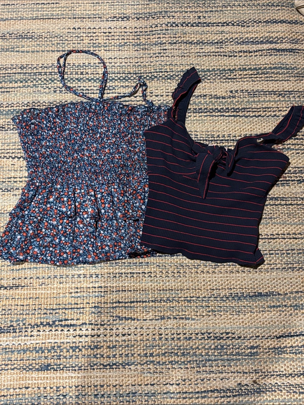2 Like New Mi Ami Francescas tops. Size XS